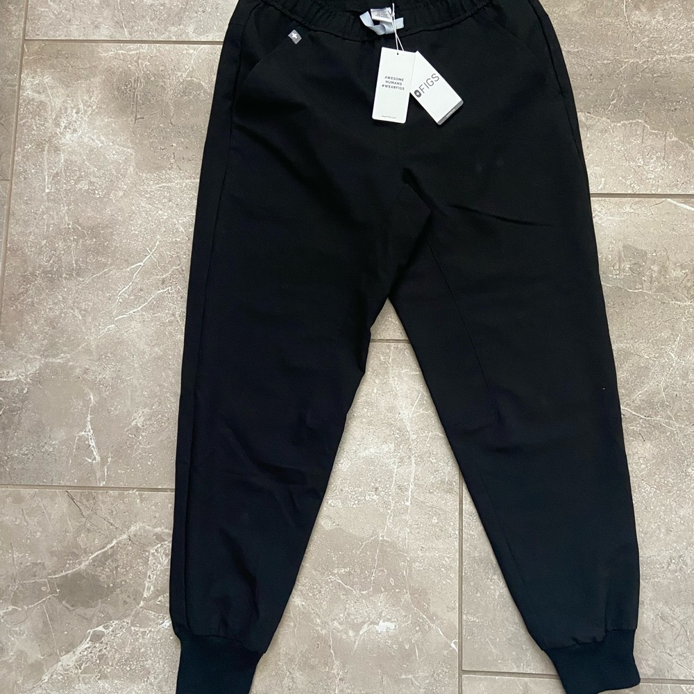 Figs mens jogger scrubs small black